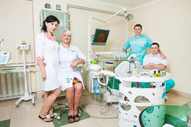 Стоматологічна клініка "Luxdent" ("Люксдент") — фото 3