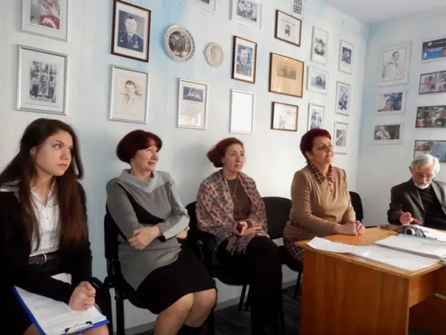 У Чернівцях пройшов очний етап міської освітньо-наукової конференції "ВСЕСВІТ – 2015" (фото) — фото 4