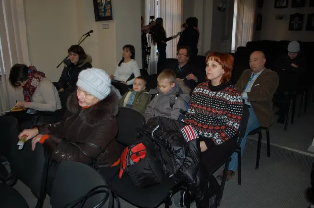 Два десятка родин переселенців отримали допомогу щодо оренди житла — фото 1