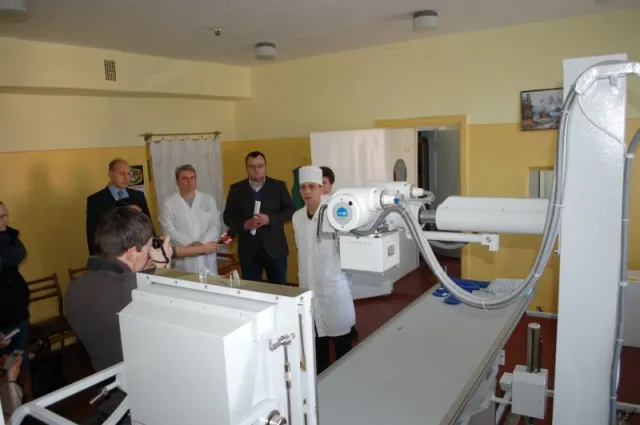 Міська дитяча поліклініка у рамках бюджету отримала сучасний рентгенівський діагностичний комплекс (фото) — фото 5