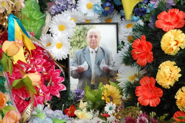 У Чернівцях вшанували пам'ять Героїв Небесної сотні (фото) — фото 5