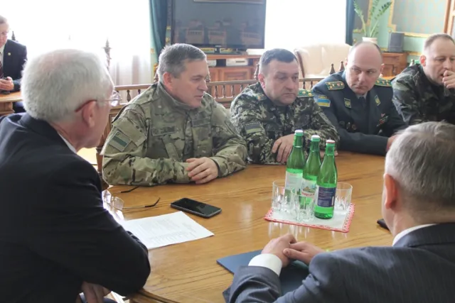 На Буковині призначено нового начальника Чернівецького прикордонного загону (фото) — фото 4