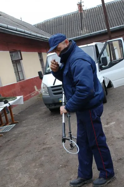 У Чернівцях зявився перший спеціалізований автомобіль для транспортування безпритульних тварин (фото) — фото 10