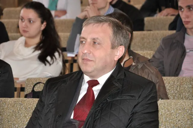 Студентів-медиків навчають як працювати у військових умовах (фото) — фото 1