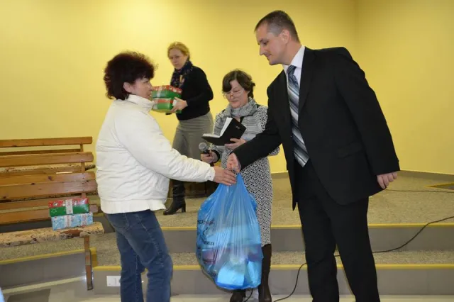 В Чернівцях пройшла благодійна акція для дітей-інвалідів (фото) — фото 2