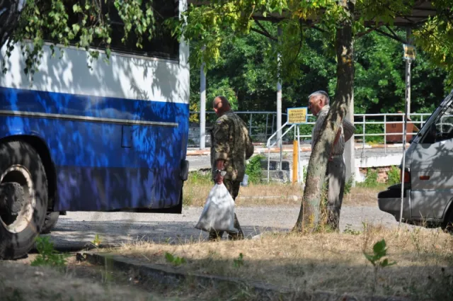 З Чернівців на полігон у Рівне відправили близько 20 мобілізованих буковинців (фото) — фото 2